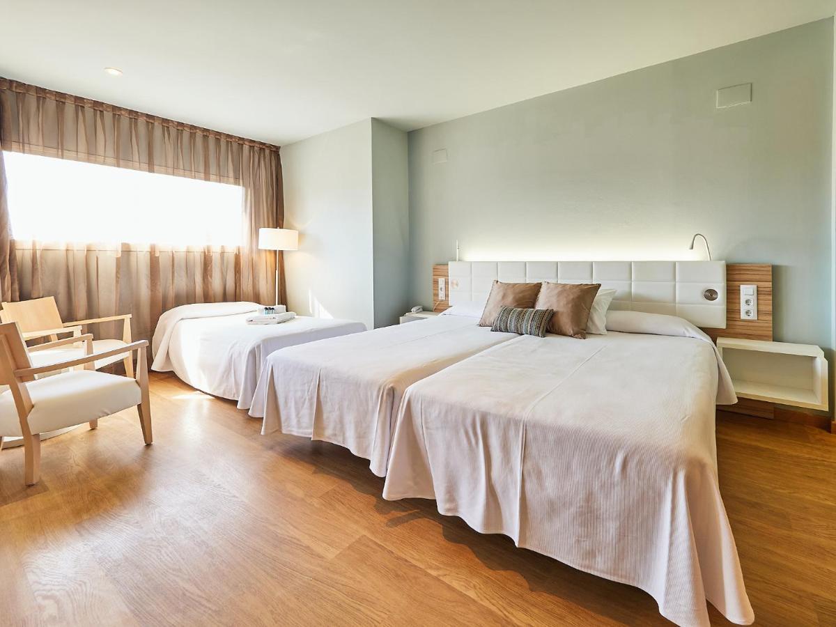 Mònica Hotel Cambrils Esterno foto