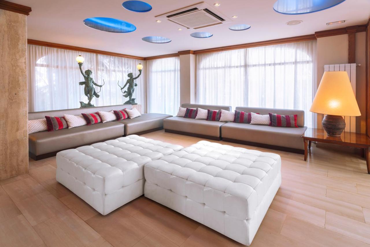 Mònica Hotel Cambrils Esterno foto
