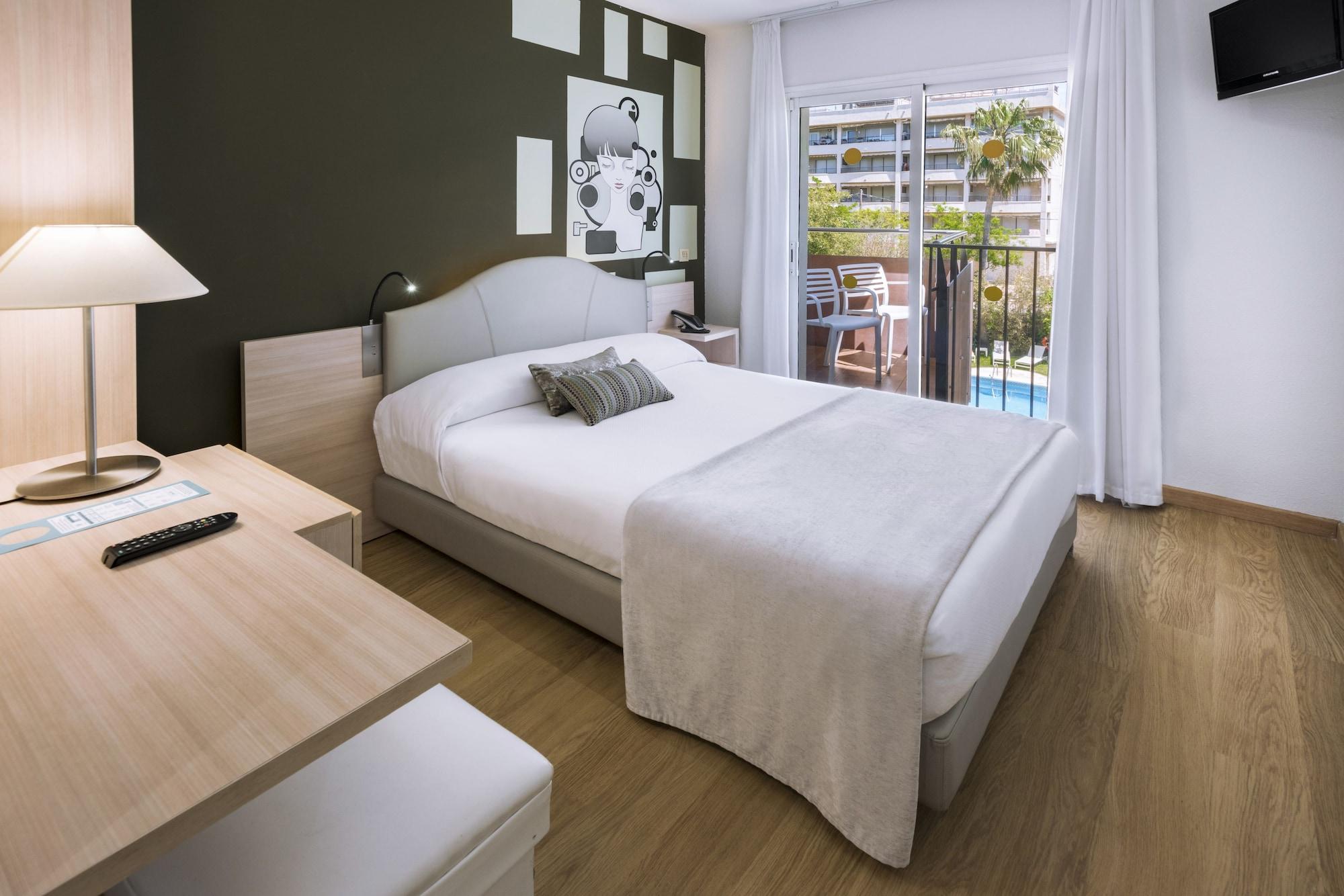 Mònica Hotel Cambrils Esterno foto