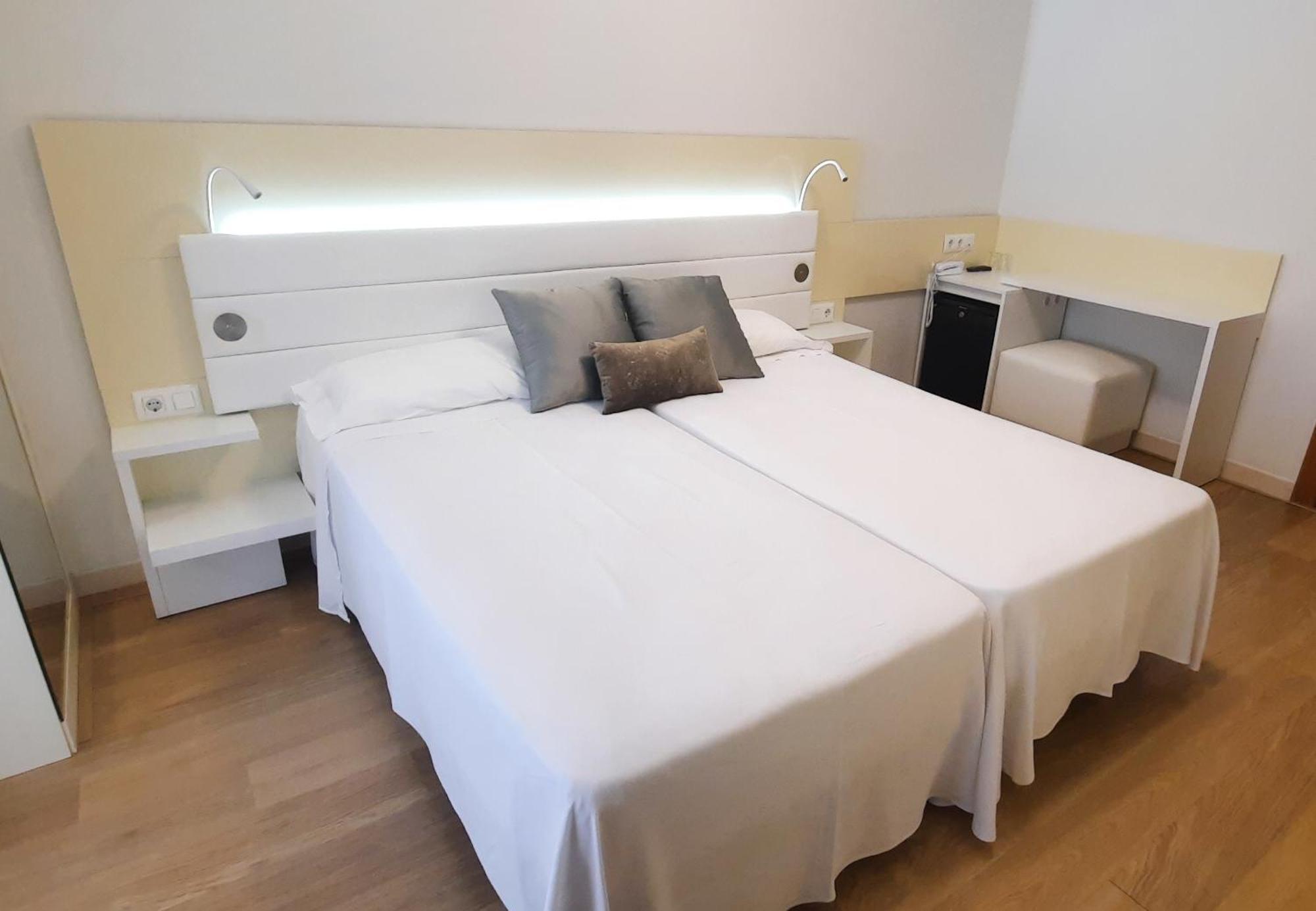 Mònica Hotel Cambrils Camera foto